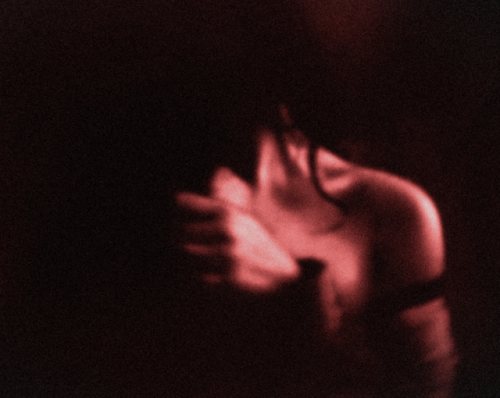 fille–du–soleil: I’m red with love.