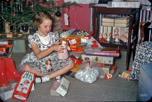 memories65: Christmas 1957 Wonderful wonderfulness &hellip; ♥ To be a child at heart is t