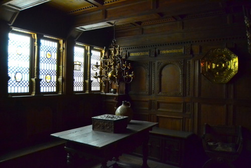 mademoisellelapiquante:   A 17th century middle class bedroom | National Museum of Denmark | June 2019