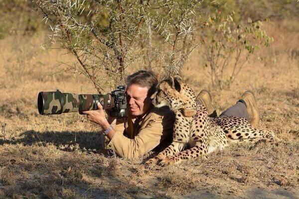 tierra-sana:  Que los disparos que reciban los animales sean solo de cámaras fotográficas :