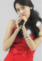sonesource:  Soshi Christmas Countdown 🎄 December 19th: Santa Baby (091231) 