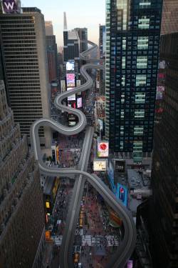 liveolympic:  Is that a luge in Times Square?