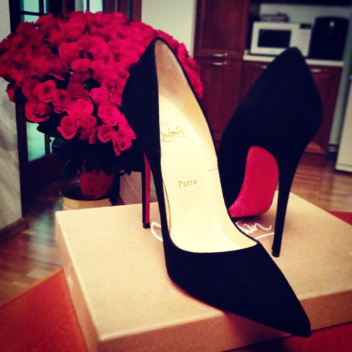 givenchy-babe:  X