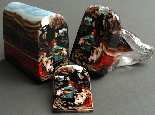 hugonebula:“Master glassblower and stained glass artist Loren Stump in California has wowed the inte