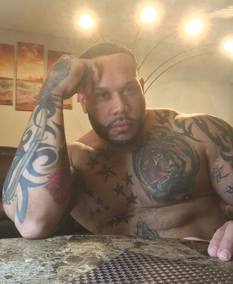 THE JUICY LATIN COCKS