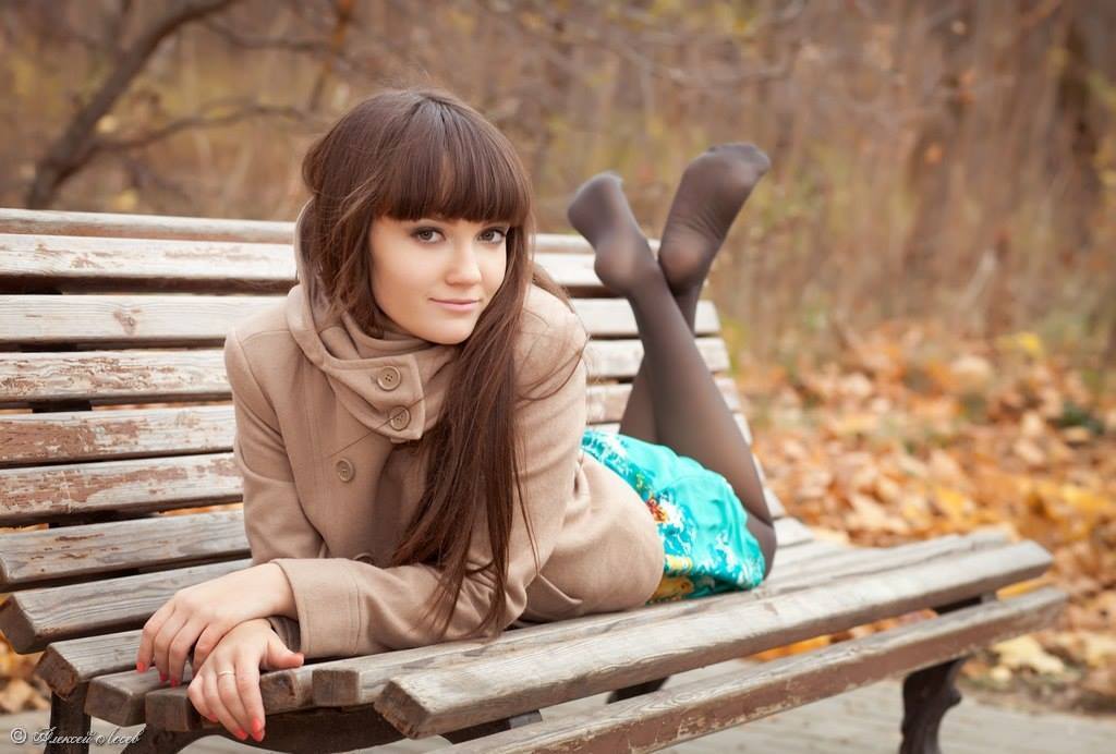 tightsgalore:Tights and Pantyhose Fashion InspirationHelp Support the page donate