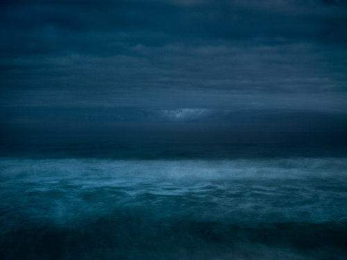 requiem-on-water:Nocturnal Seascapes by ANTTI VIITALA