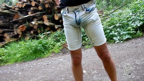 ipmypantz:  femboydl:  walk of shame - back home in wet jeans shorts. honestly it is not very obvious.http://femboydl.tumblr.com/archive   You do the walk if shame the best! 