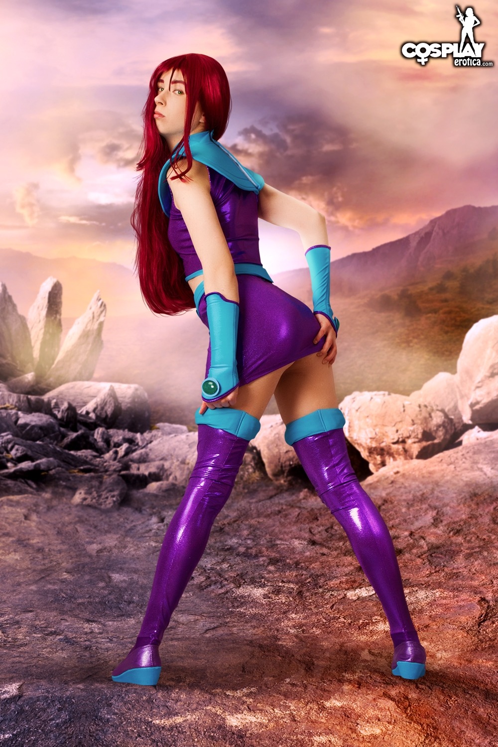 cosplayandanimes:  My Starfire cosplay from Teen Titans.Follow Stacy at:- cosplaystacy.tumblr.com