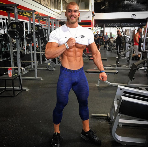 fitmen1:Mischa Janiec