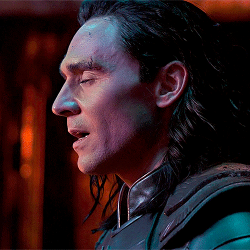 obsessedwithloki:babybabybabyohlike:icyxmischief:This is the moment he knows he’s going to die. This
