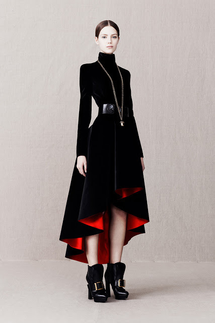 Sex io-from-mars:Alexander McQueen Pre-Fall 2013 pictures