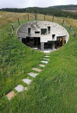 darksilenceinsuburbia:  Villa Vals Architects CMA and SeARCH were focusing on the question if it would be possible to conceal a house in an Alpine slope while still exploiting the wonderful views and allowing light to enter the building when planing