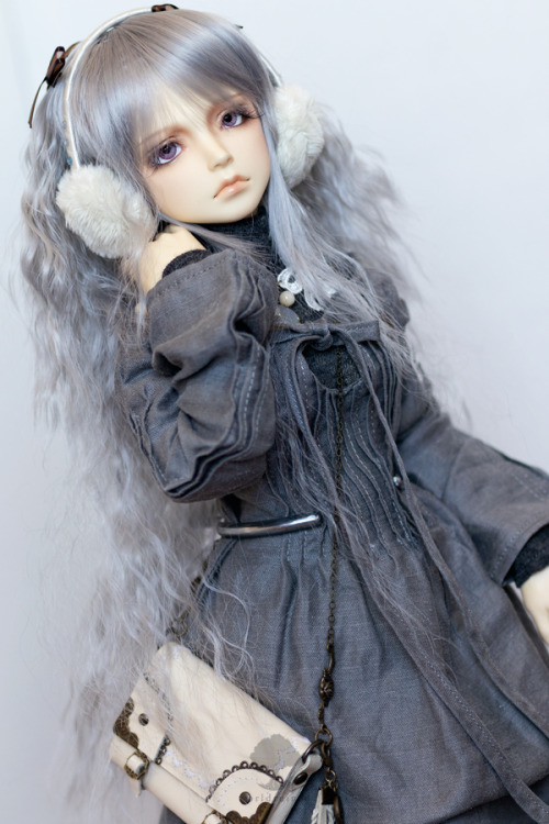 lady of eternal winter Valyntine (V-noss version) is a Roserindoll Dino head with a faceup by Meggil