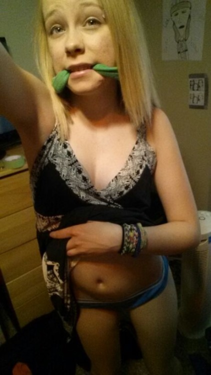 mygaggedselfies:  Sexy cleave gag ;) 