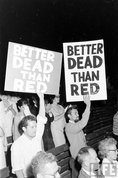 Anti-Communist rally at the Hollywood Bowl(Ralph Crane. 1961)