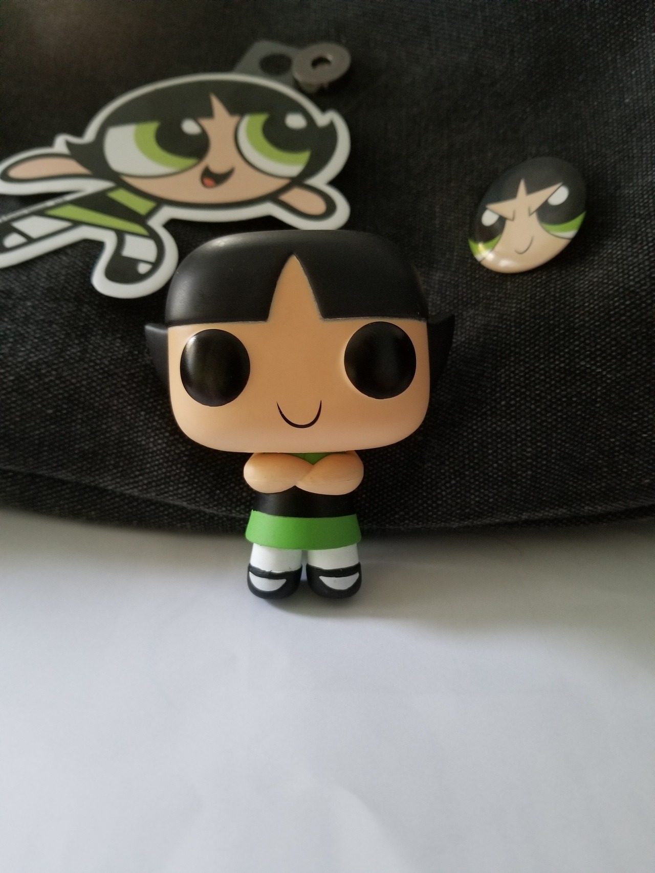 i got this stuff as graduation presents 💚🖤💚(doodlin-doods)ah yes, excellent.