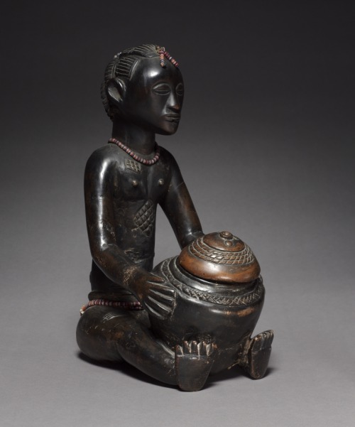 cma-african-art: Female Bowl-Bearing Figure, late 1800s-early 1900s, Cleveland Museum of Art: Africa