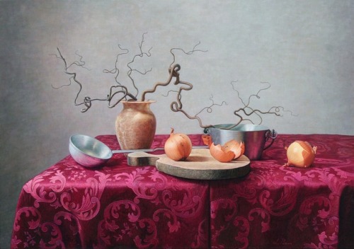 “Still life with onions, lemon” (Italy, 2011) Oil on wood, By Licio Passon