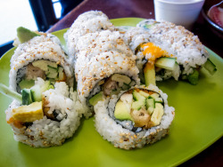 fatty-food:   	20150828_Sushi_Bong_003 by