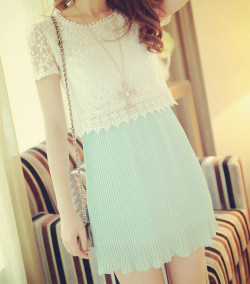 tbdressfashion:  lace dress