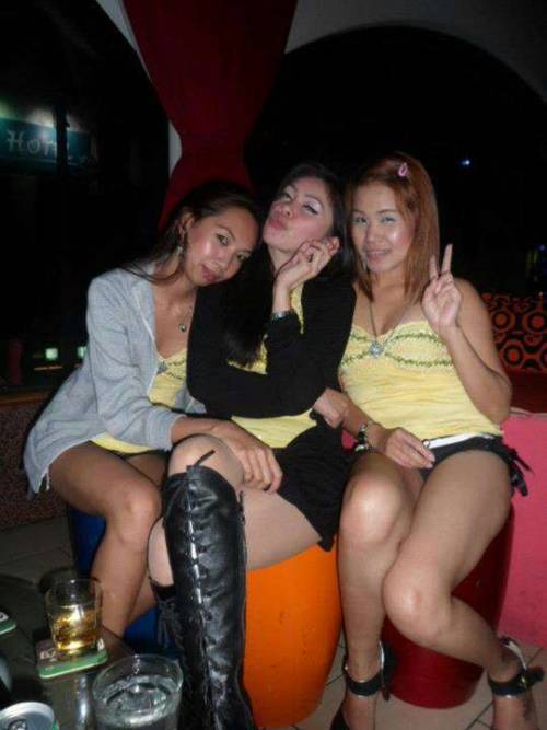 realwomeninboots:  Please take a moment to visit our sister blog thighsof.tumblr.com/ Remembe