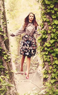 salvatore-vampire:  Nina Dobrev - DAZZLE