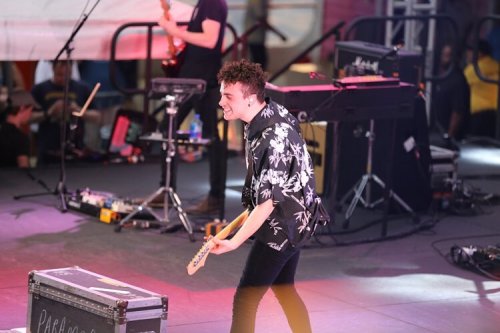 Another sneak peek from Day One of Parahoy II, Taylor York of @paramore! Special thanks to Adam Reit