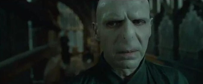 ihackedwarehouse13:Why Voldemort gave Death Eaters a dress code.