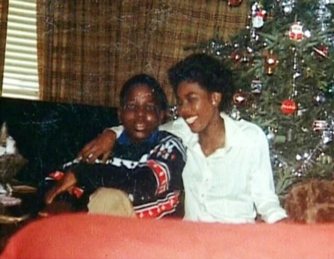 resurrectinghiphop:  Christopher Wallace and his mom Voletta Wallace