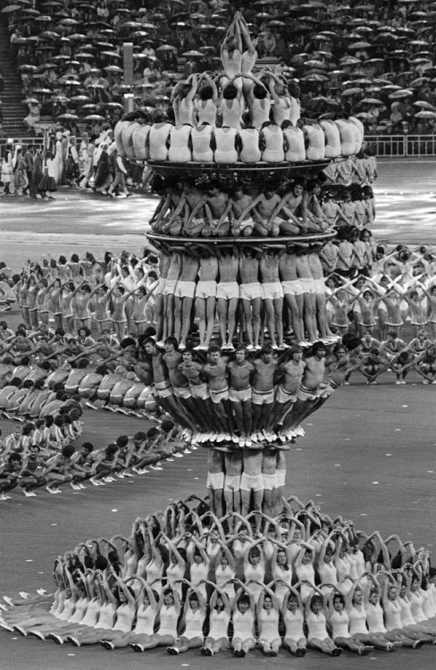 historicaltimes:Opening ceremony of the 1980 Moscow Olympic Games