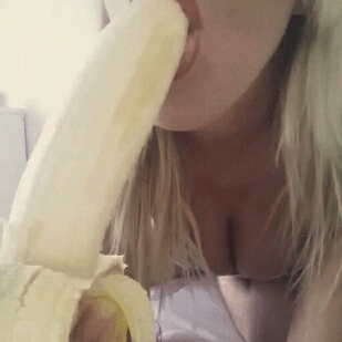 loira-pimentinhahhh:Apenas uma das minhas várias habilidades 😏😏😏😈