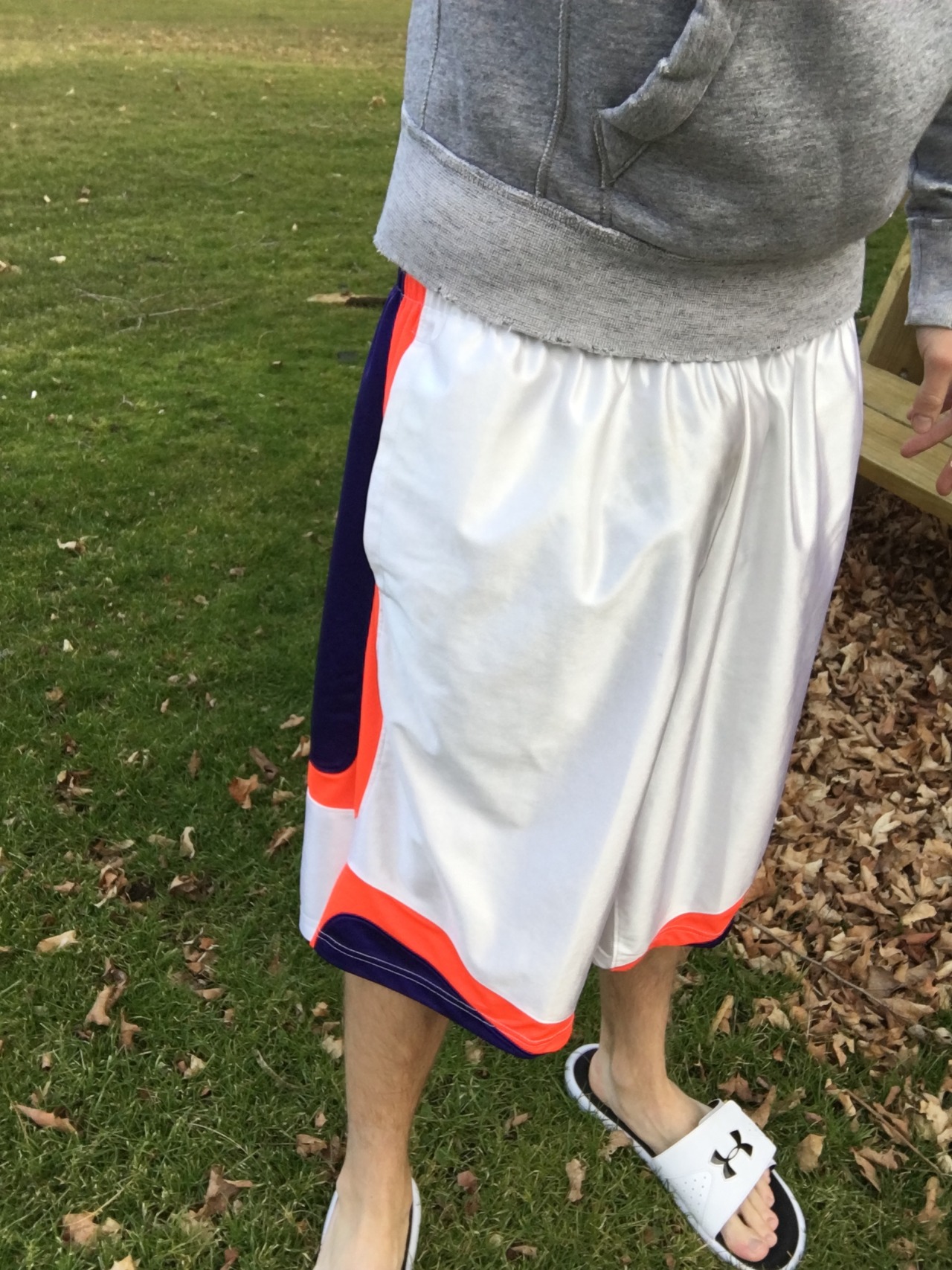 basketballshortsftw: hottmessus:   bballslides1:  I miss jay  I’m back bitchsssss