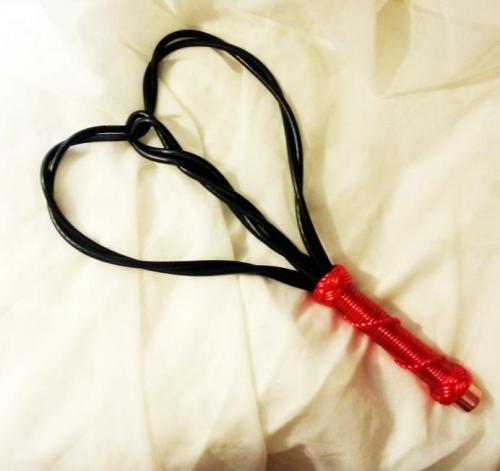 ethicalkink:  Heart spanking loops, coming soon to Vegan-Kink! 