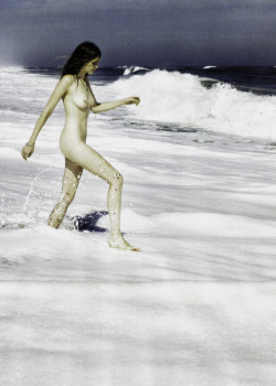 Dormanta: Abbey Lee Kershaw In “Viva Vacation” By Mario Sorrenti For Vogue Italia