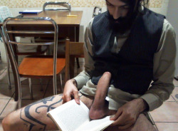 yamatologist:  Do you like reading? 