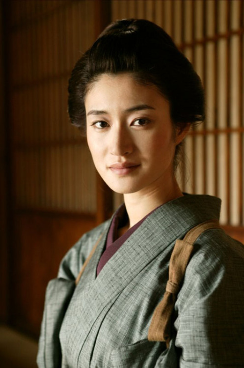 angoraschka:Taka - Katsumoto’s sister, played by Koyuki