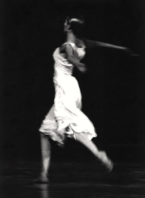 henk-heijmans:Carolyn Carlson (choreographer, dancer, and poet), 1983 - by Philippe Turco, French