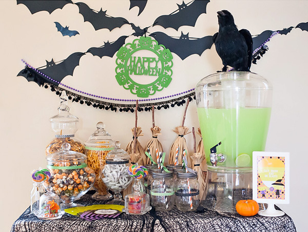 confectionerybliss:  Monster’s Ball Halloween Party {Bats, Witches &amp; More!}