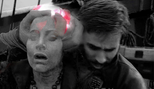 t3le:  Captain Swan 4A Appreciation Week:  Day 3 - Favorite Parallel
