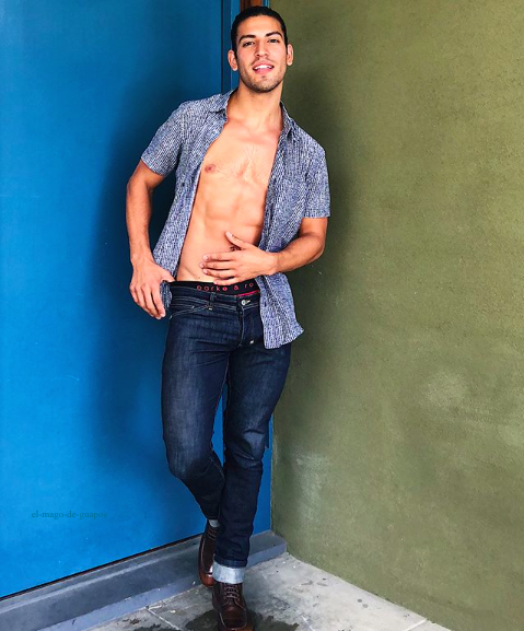 Aaron Valenzuela