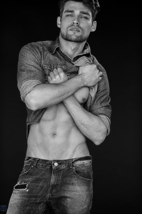 mykindofguy:  tommyphoto:  M - Demitry Rudenko P - Tommy Wu W - http://tommywuphotography.com/    Demitry Rudenko by  Tommy Wu  