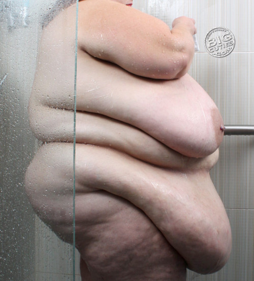 fatdforafatty:  Bellies Bellies Bellies! adult photos