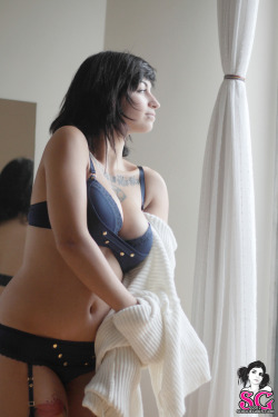 thedarksideofgruff:    Safira  - Gloomy  Click Here For More Suicide girl   