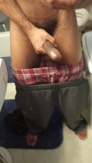 scorpius21:  jadefristarz:  bigdick9in:  homohautblk:  whtbttm4blktops:  shit-gets-real-when:  Big dick nigga  Holy FUK I want this man  (via TumbleOn)  Sexy   http://jadefristarz.tumblr.com  Black male pornblog http://scorpius21.tumblr.com/