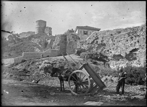 Old quartier of Durres, Albania1916