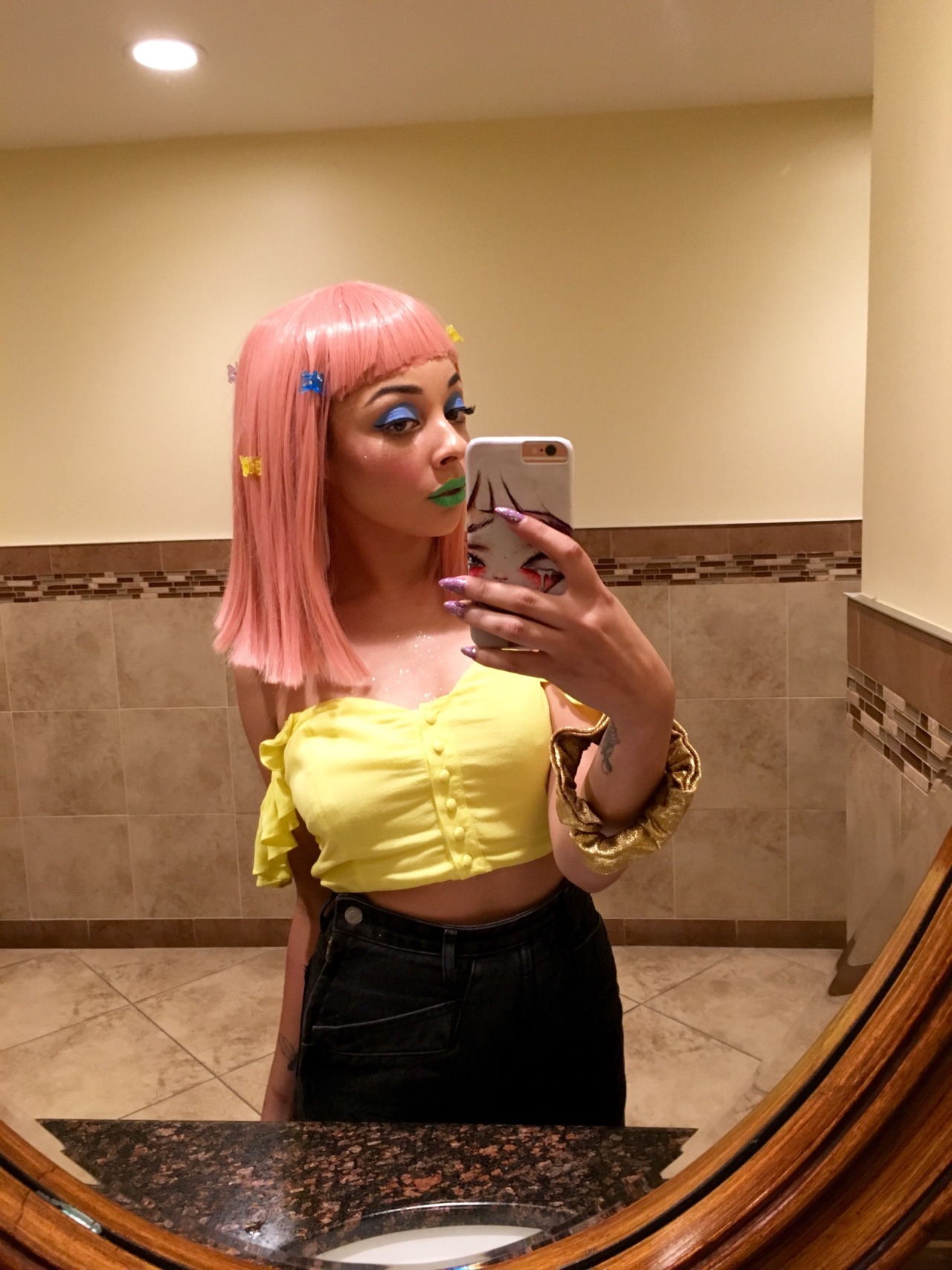 lickmyeyeballsss:  Today shooting with LimeCrime at their HQ