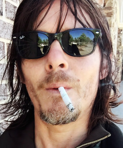 reedusnorman-deactivated2015070: jihaemusic: My on screen lover, Norman Reedus takes the best selfies. A hint of something to come…