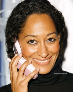 hiphopurbanpop:The Baby Phat Cellphone ✨