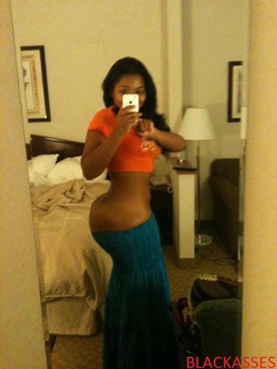 alliwantisbuttandbooty:         (____Y____)     Follow! One and only alliwantisbuttandbooty.tumblr.com/